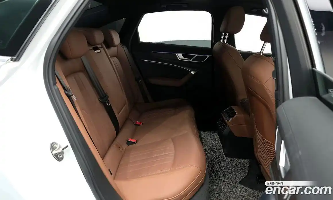 Audi A6 2021 2.0 Автомат в Москве № 162370, фото 10