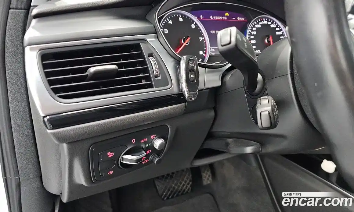 Audi A6 2016 2.0 Автомат в Москве № 163673, фото 11