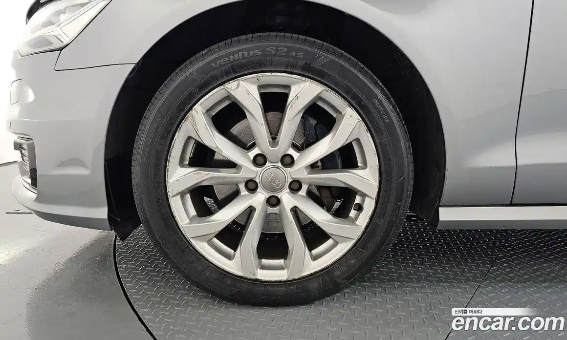 Audi A6 2016 2.0 Автомат в Москве № 163734, фото 14