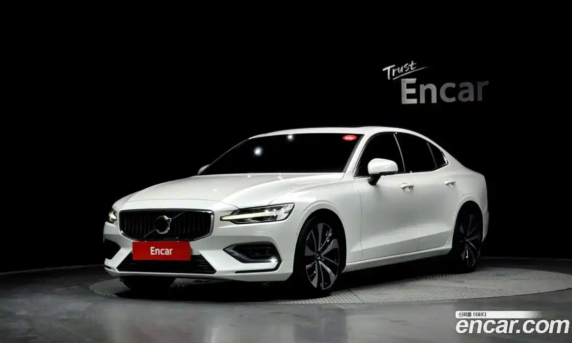 Volvo S60 2023 2.0 Автомат в Москве № 164634, фото 11