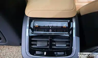 Volvo S60 2023 2.0 Автомат в Москве № 164634, миниатюра 3