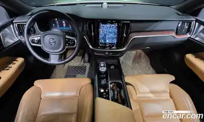 Volvo S60 2023 2.0 Автомат в Москве № 164634, миниатюра 5