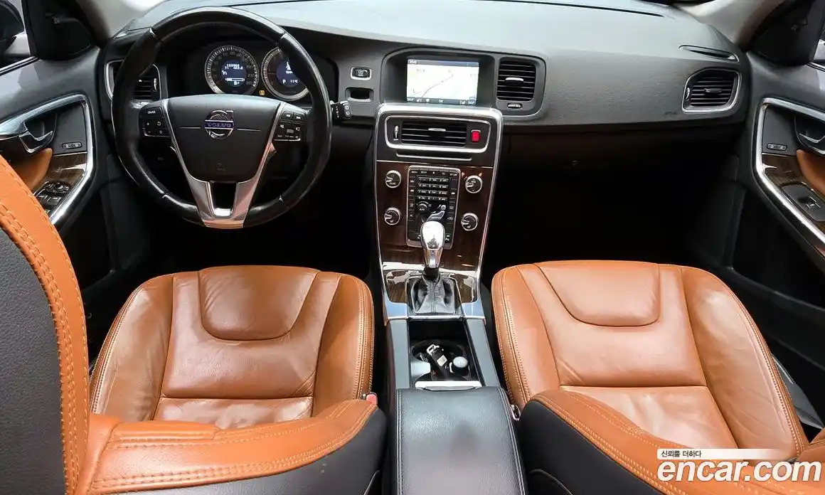 Volvo V60 2013 2.0 Автомат в Москве № 164645, фото 8