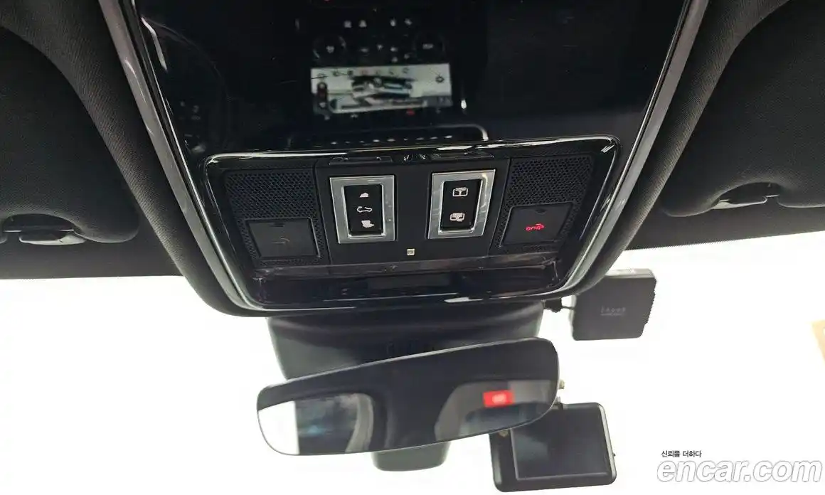 Land Rover Range-Rover Velar 2018 3.0 Автомат в Москве № 166677, фото 12