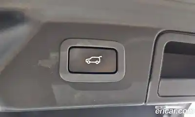 Land Rover Range-Rover Velar 2018 3.0 Автомат в Москве № 166677, миниатюра 6