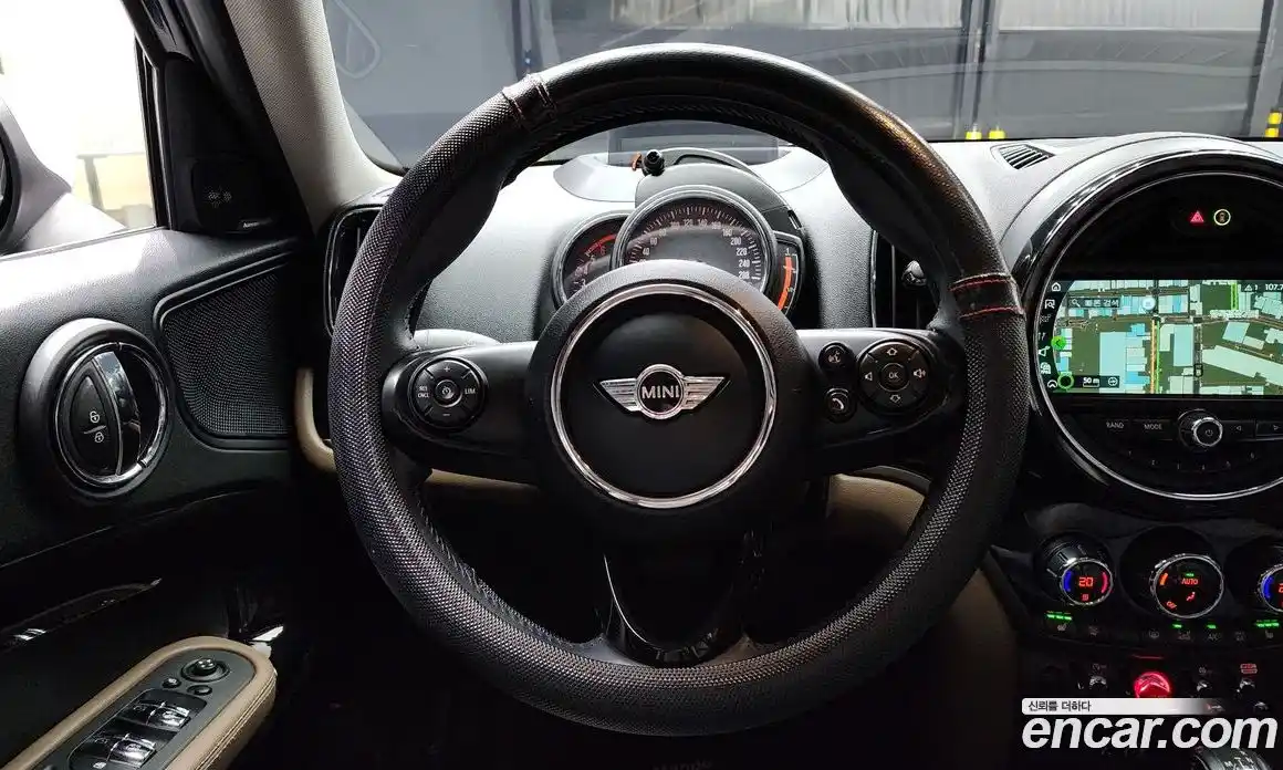 Mini Countryman 2018 2.0 Автомат в Москве № 167276, фото 17
