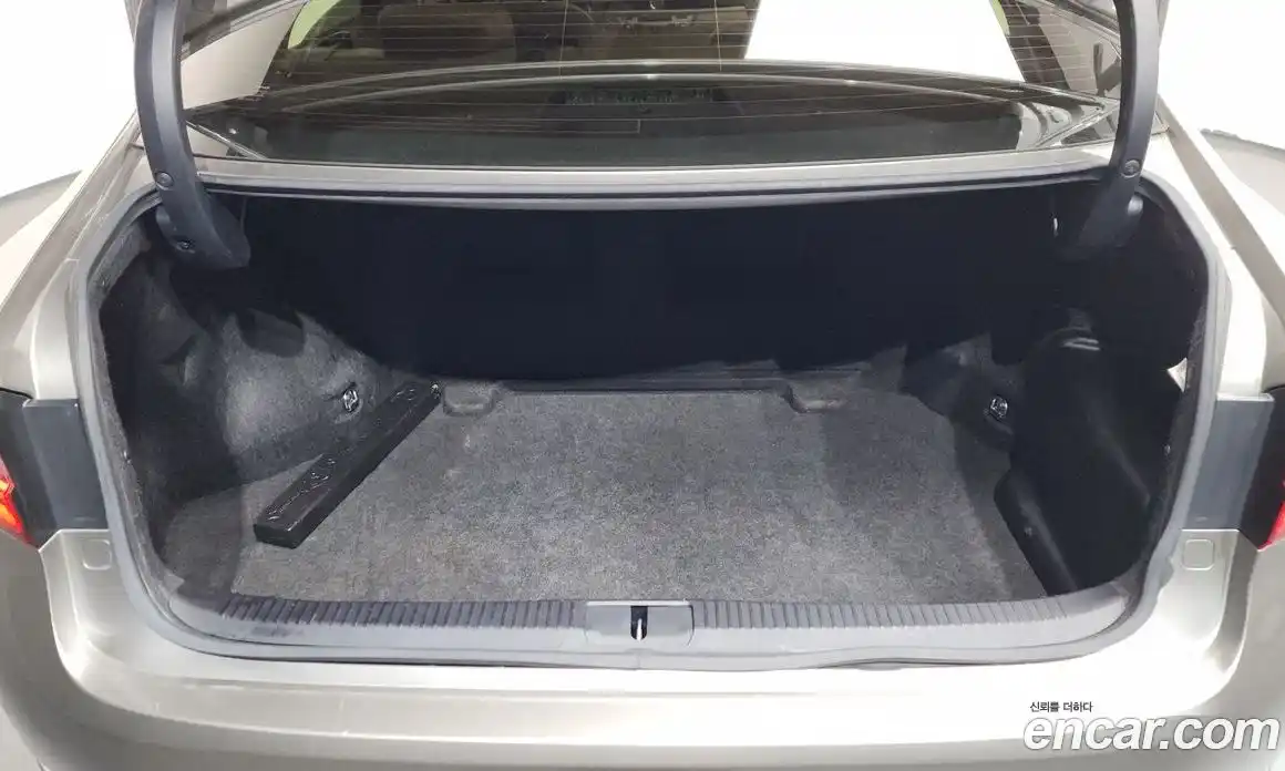 Lexus ES 2018 2.5 Автомат в Москве № 168241, фото 11