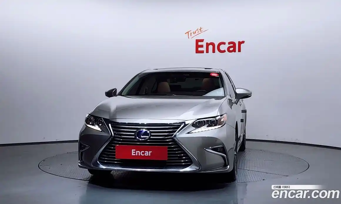 Lexus ES 2018 2.5 Автомат в Москве № 168241, фото 19