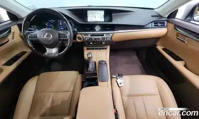Lexus ES 2018 2.5 Автомат в Москве № 168241, миниатюра 4