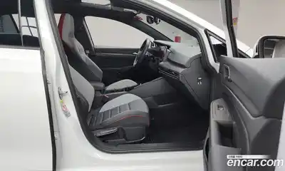 Volkswagen Golf 2024 2.0 Автомат в Москве № 168431, миниатюра 11