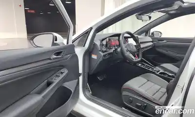 Volkswagen Golf 2024 2.0 Автомат в Москве № 168431, миниатюра 12