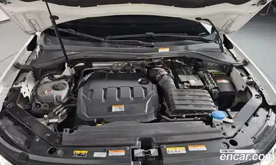 Volkswagen Tiguan 2023 2.0 Автомат в Москве № 168797, миниатюра 11