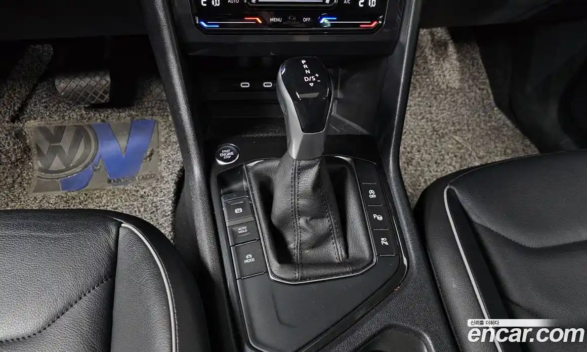 Volkswagen Tiguan 2023 2.0 Автомат в Москве № 168797, фото 20