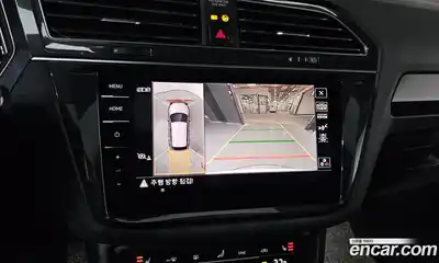 Volkswagen Tiguan 2023 2.0 Автомат в Москве № 168797, миниатюра 4