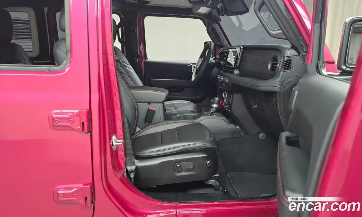 Jeep Wrangler 2024 2.0 Автомат в Москве № 169426, фото 11