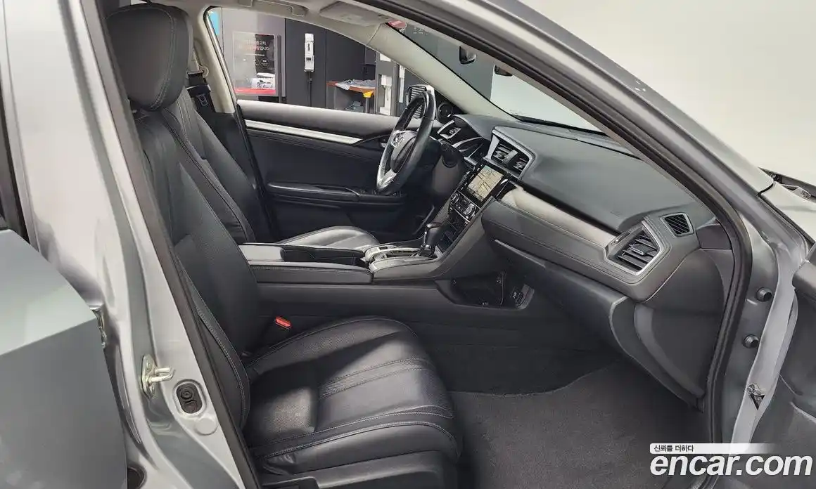 Honda Civic 2018 2.0 Автомат в Москве № 170549, фото 19