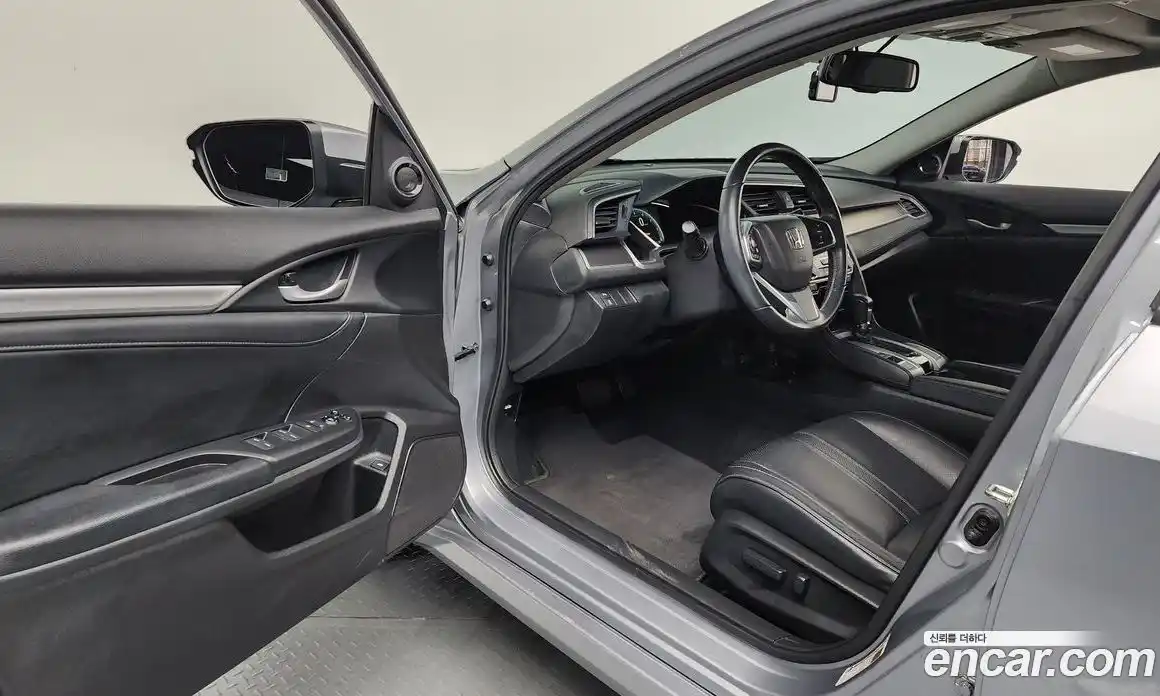 Honda Civic 2018 2.0 Автомат в Москве № 170549, фото 7