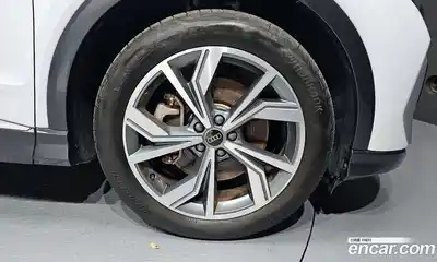 Audi Q4 e-tron 2023 0.2 Автомат в Москве № 179563, миниатюра 11