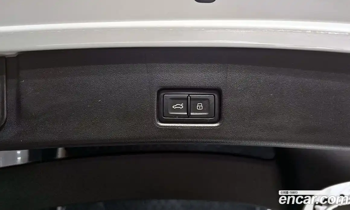 Audi Q4 e-tron 2023 0.2 Автомат в Москве № 179563, фото 4