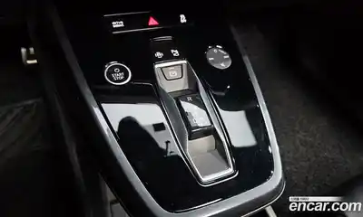 Audi Q4 e-tron 2023 0.2 Автомат в Москве № 179563, миниатюра 6