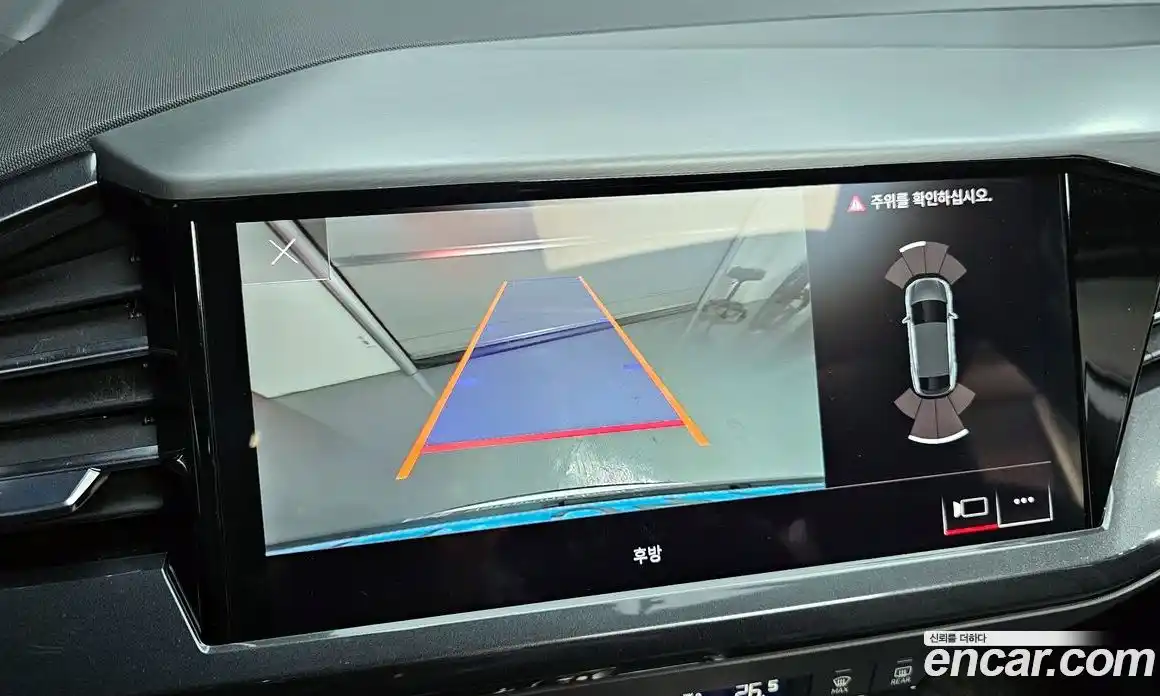 Audi Q4 e-tron 2023 0.2 Автомат в Москве № 179563, фото 7