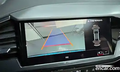 Audi Q4 e-tron 2023 0.2 Автомат в Москве № 179563, миниатюра 7