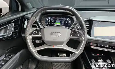 Audi Q4 e-tron 2023 0.2 Автомат в Москве № 179563, миниатюра 8