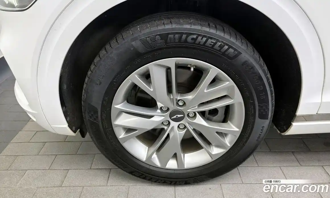 Genesis GV70 2022 2.2 Автомат в Москве № 179591, фото 9