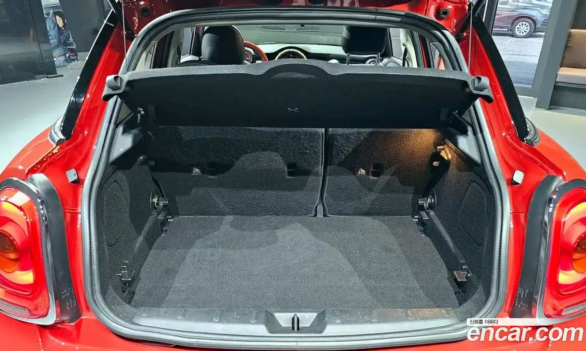 Mini Cooper 2015 1.5 Автомат в Москве № 190202, фото 14