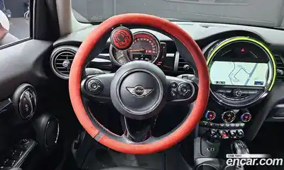 Mini Cooper 2015 1.5 Автомат в Москве № 190202, миниатюра 5