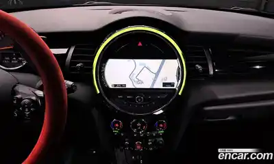 Mini Cooper 2015 1.5 Автомат в Москве № 190202, миниатюра 8