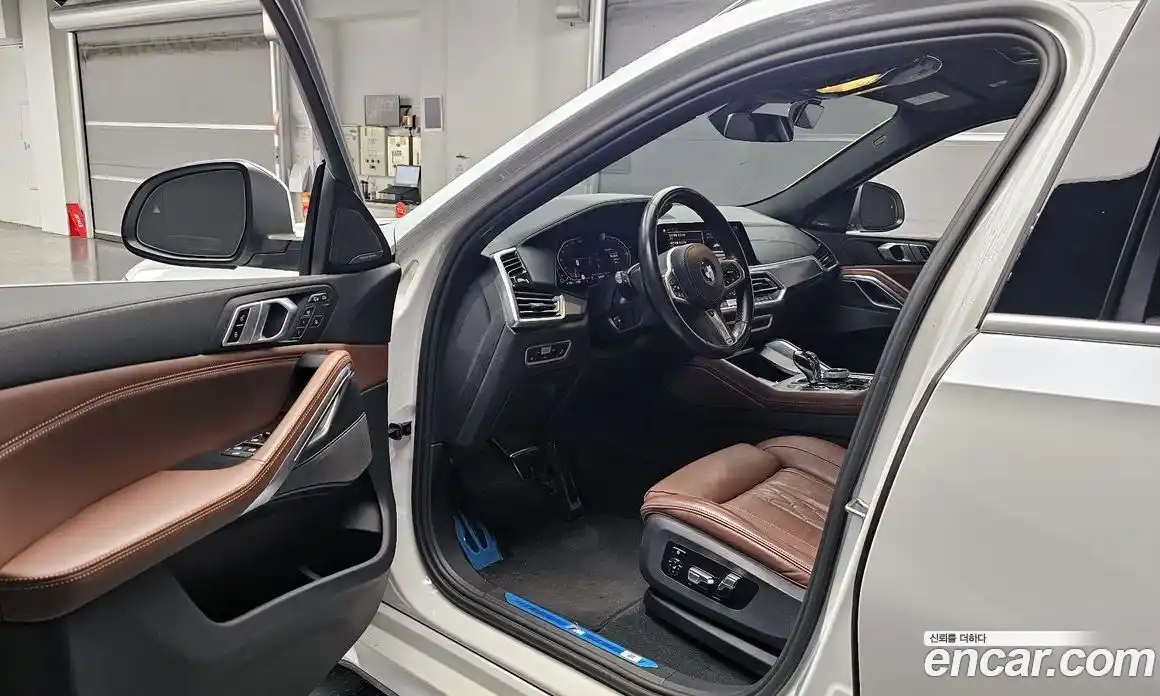 BMW X6 2023 3.0 Автомат в Москве № 191331, фото 4