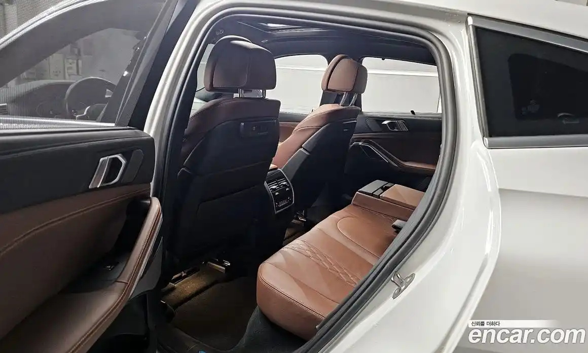 BMW X6 2023 3.0 Автомат в Москве № 191331, фото 6