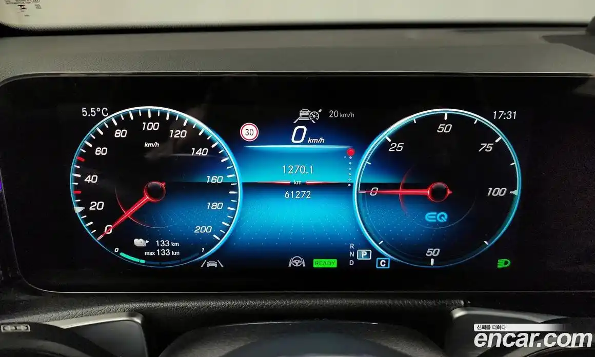 Mercedes-Benz EQB 2024 0.2 Автомат в Москве № 194137, фото 20