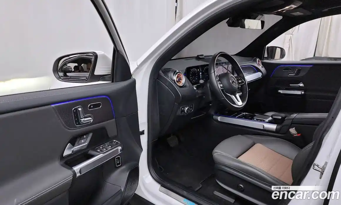 Mercedes-Benz EQB 2024 0.2 Автомат в Москве № 194137, фото 3