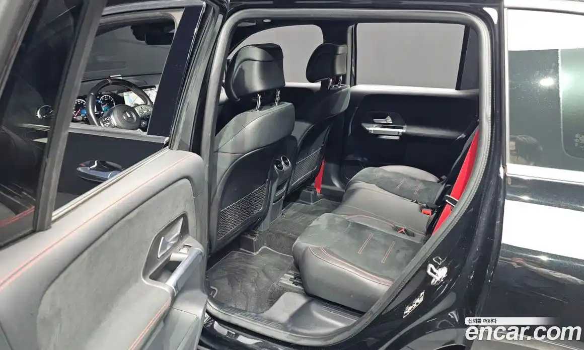 Mercedes-Benz GLB-Class 2023 2.0 Автомат в Москве № 194729, фото 3