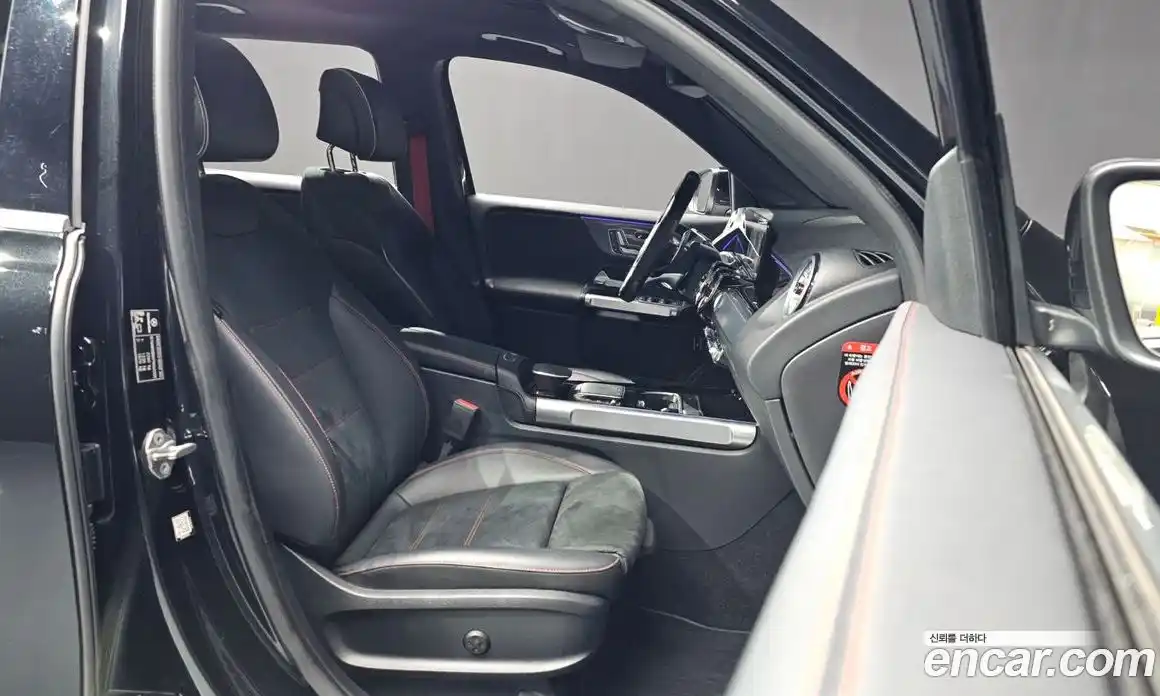 Mercedes-Benz GLB-Class 2023 2.0 Автомат в Москве № 194729, фото 8