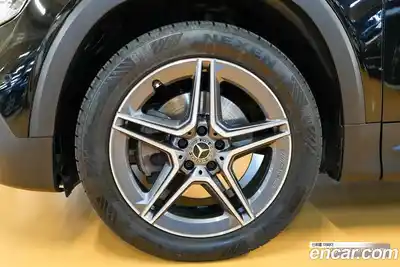 Mercedes-Benz GLB-Class 2022 2.0 Автомат в Москве № 195254, миниатюра 11