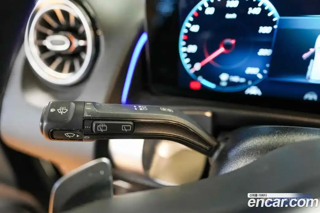 Mercedes-Benz GLB-Class 2022 2.0 Автомат в Москве № 195254, фото 14