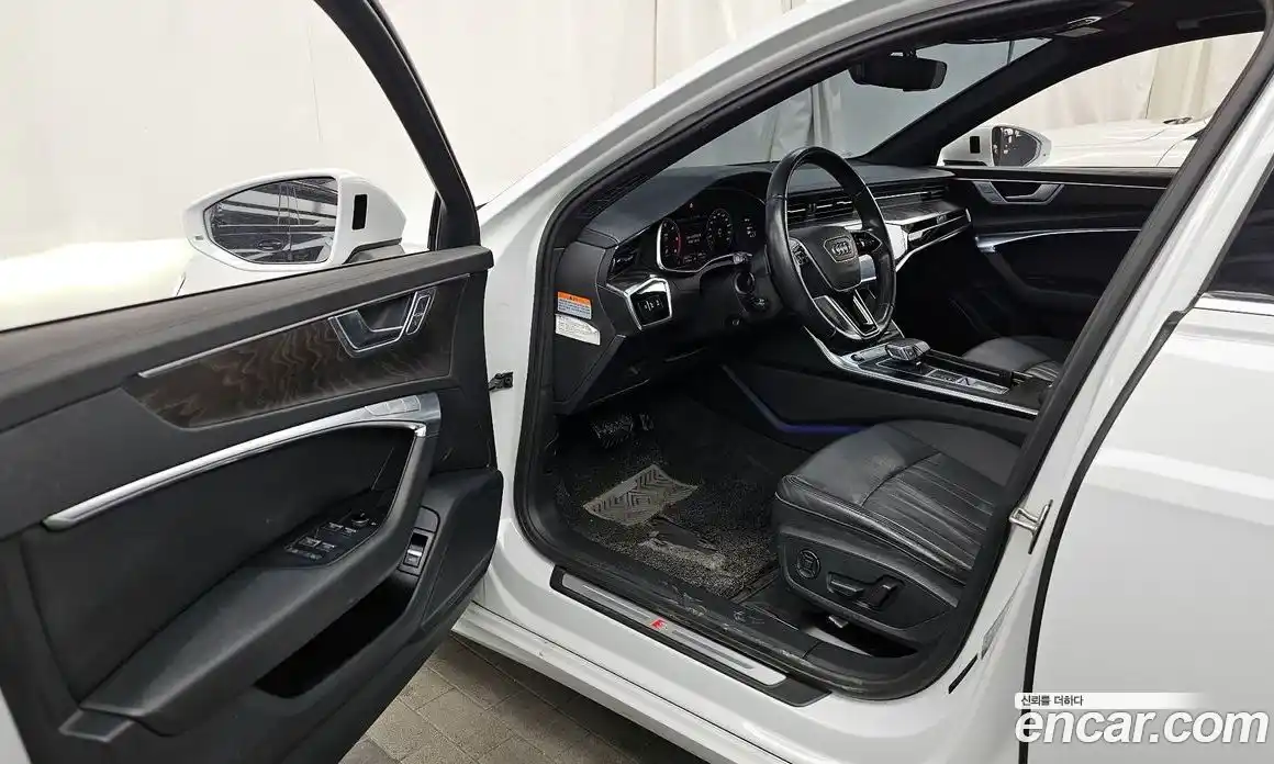 Audi A6 2021 2.0 Автомат в Москве № 196470, фото 14