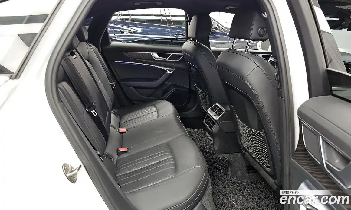 Audi A6 2021 2.0 Автомат в Москве № 196470, фото 16