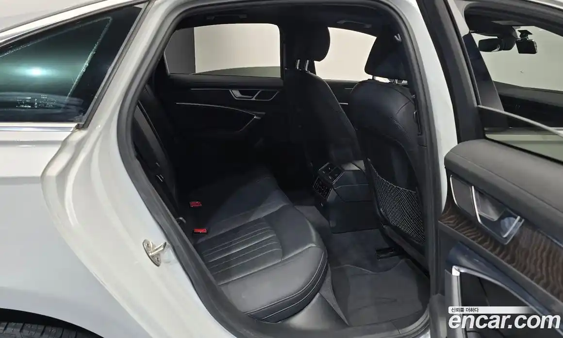 Audi A6 2021 2.0 Автомат в Москве № 196574, фото 19