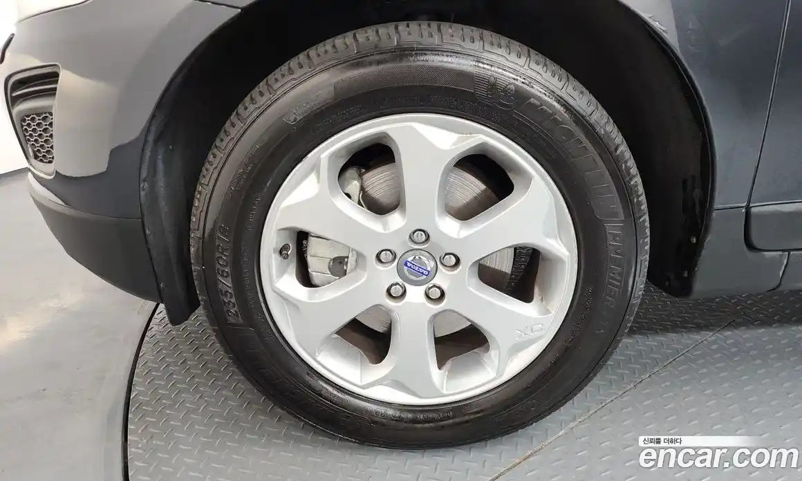 Volvo XC60 2013 2.0 Автомат в Москве № 197070, фото 10