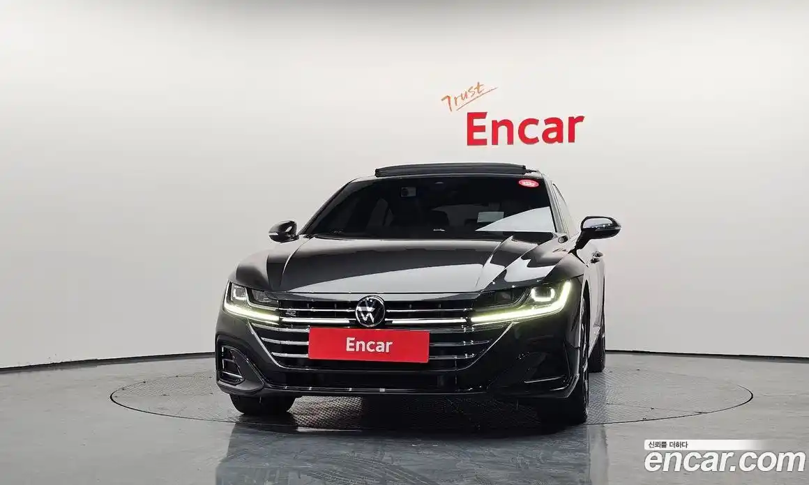 Volkswagen Arteon 2023 2.0 Автомат в Москве № 199019, фото 13