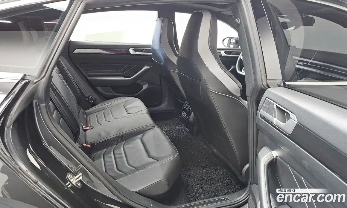 Volkswagen Arteon 2023 2.0 Автомат в Москве № 199019, фото 4