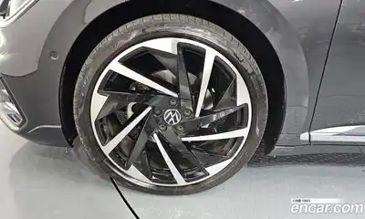 Volkswagen Arteon 2023 2.0 Автомат в Москве № 199019, миниатюра 8