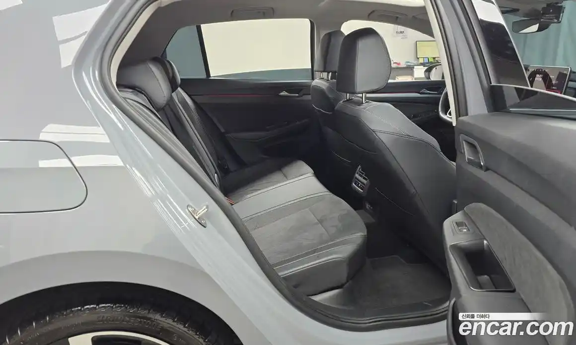 Volkswagen Golf 2025 2.0 Автомат в Москве № 199111, фото 11