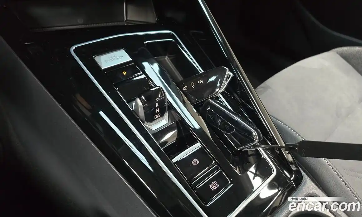 Volkswagen Golf 2025 2.0 Автомат в Москве № 199111, фото 3