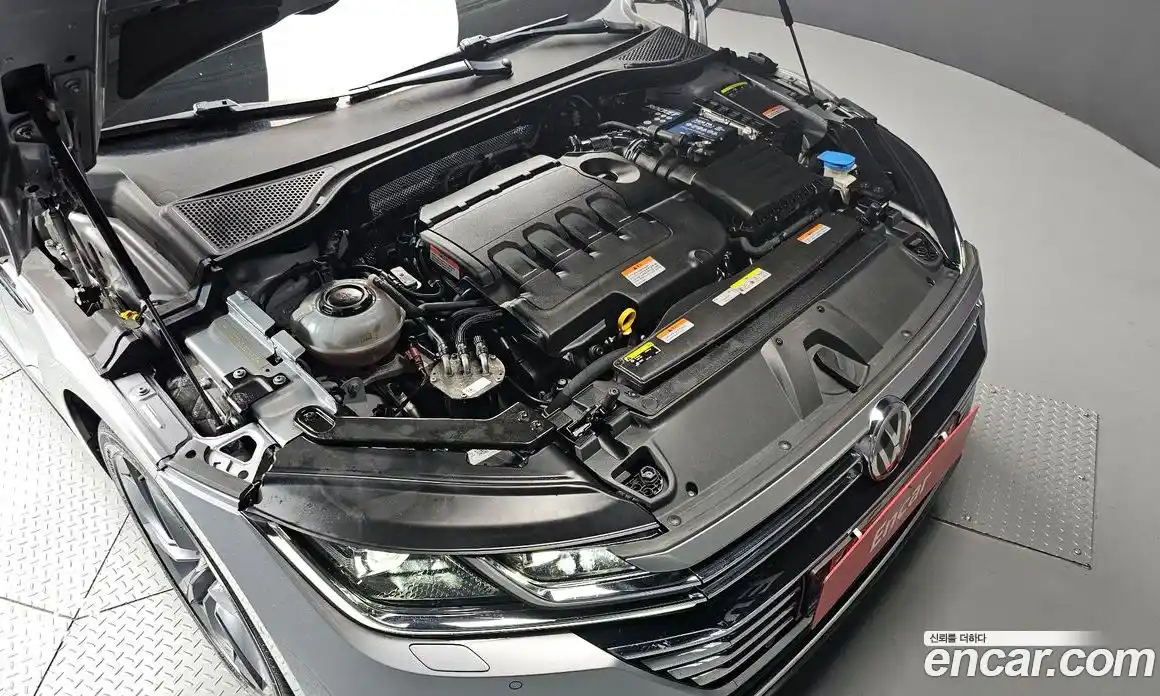 Volkswagen Arteon 2020 2.0 Автомат в Москве № 199281, фото 3