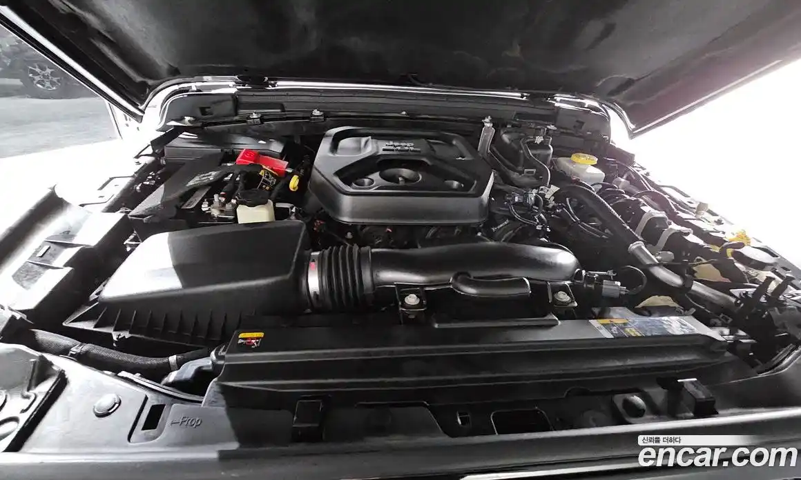 Jeep Wrangler 2021 2.0 Автомат в Москве № 199451, фото 16